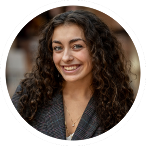 Mia Desimone Headshot