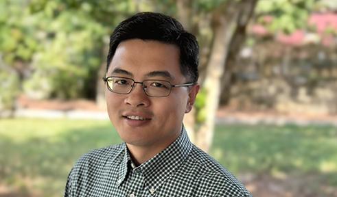 Mengliang Zhang's profile picture Mengliang Zhang, portrait
