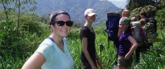 Student s hiking in Costa Rica
