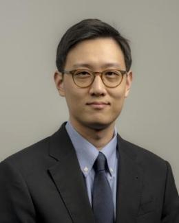 Minsoo Sung Headshot