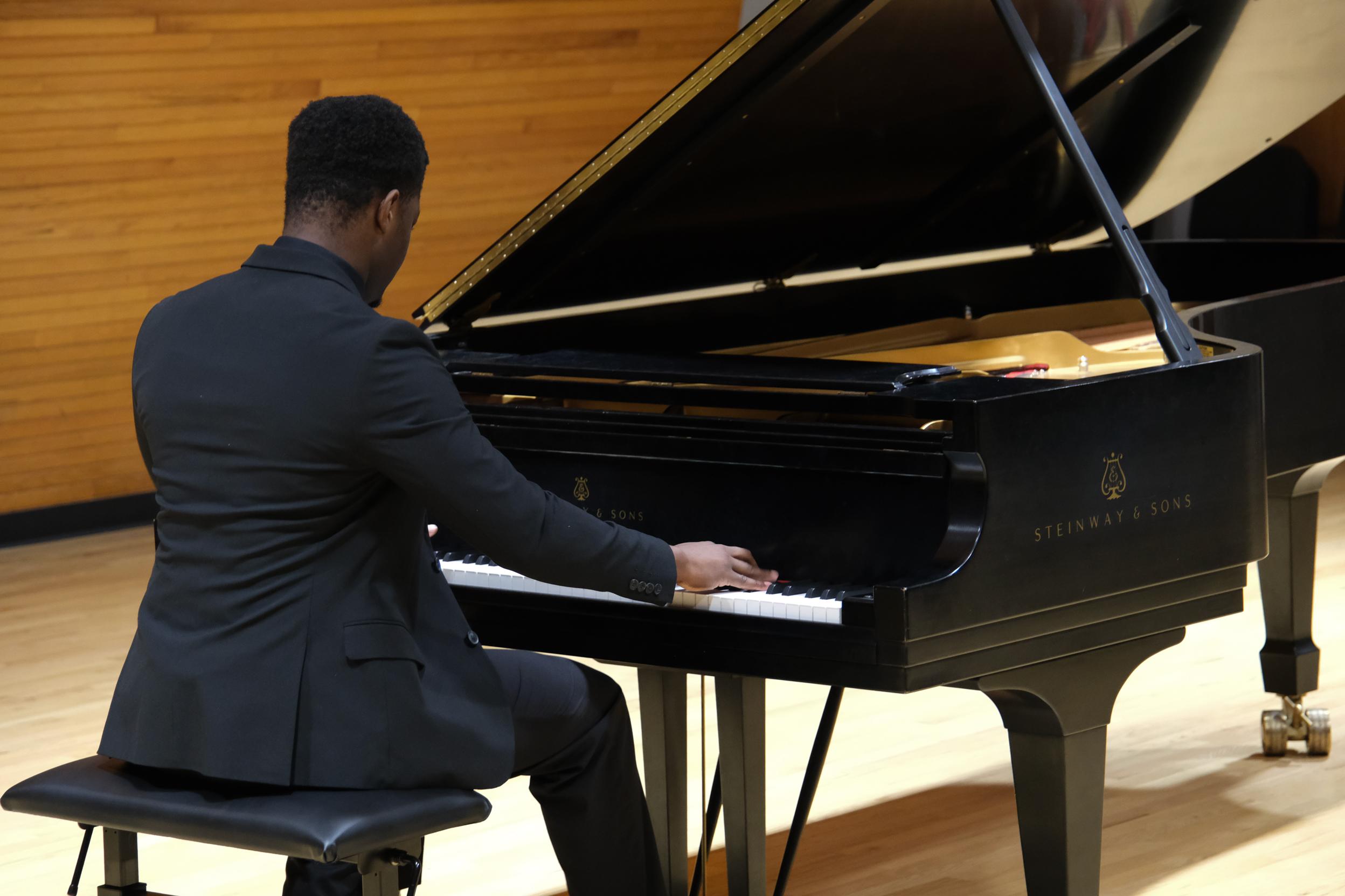 mu_NASM036COY_Piano_Student