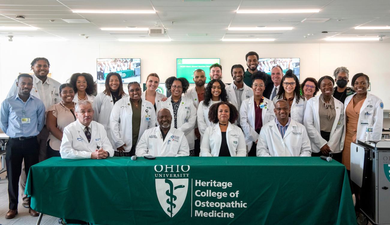 Heritage College alumni attending the 2022 Black Alumni Reunion