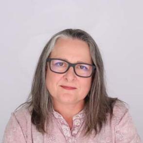 A photo of Aimee Edmonson