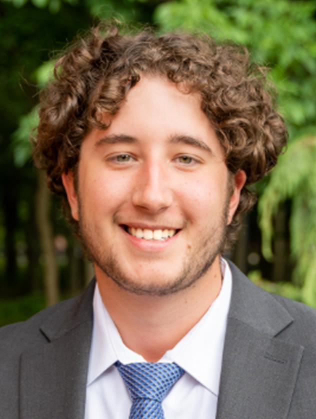 Ian Kirby VisCom headshot