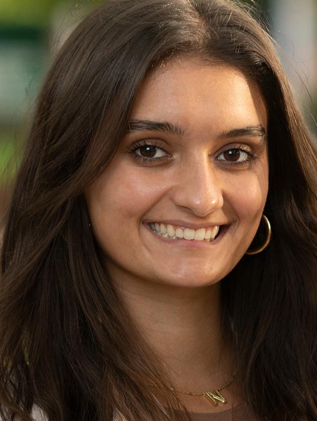 Nina Molnar, VisCom Ambassador