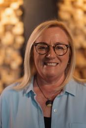 Karen Atwell Headshot
