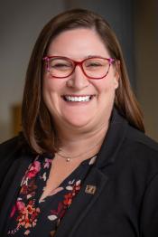 Stacy Schindler Headshot