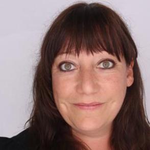 Headshot of Becky Challenger