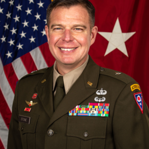 Headshot of Andrew Stone