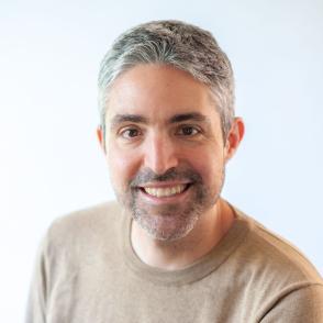 Chris DeVille headshot