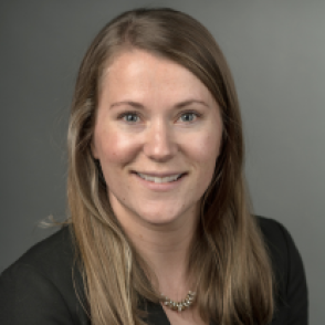 Kate Robey headshot.