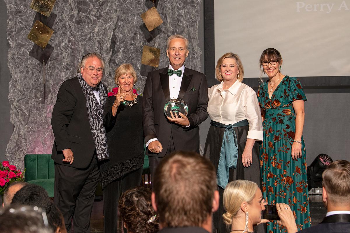 Perry Sook with other OHIO Alumni at alumni awards ceremony