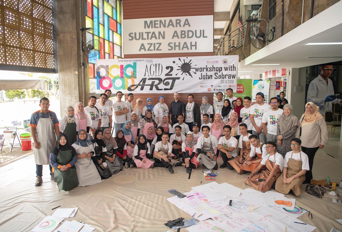 John Sabraw art workshop in Malaysia