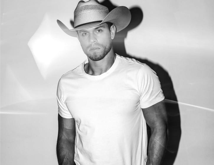 Dustin Lynch Photo