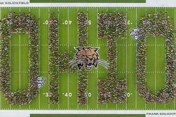The class of 2027 Class photo at Peden Stadium.