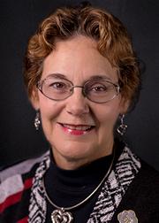  Suzanne Cromlish