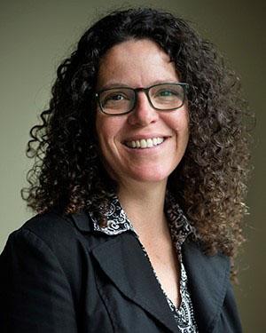 Headshot of Kelly Broughton