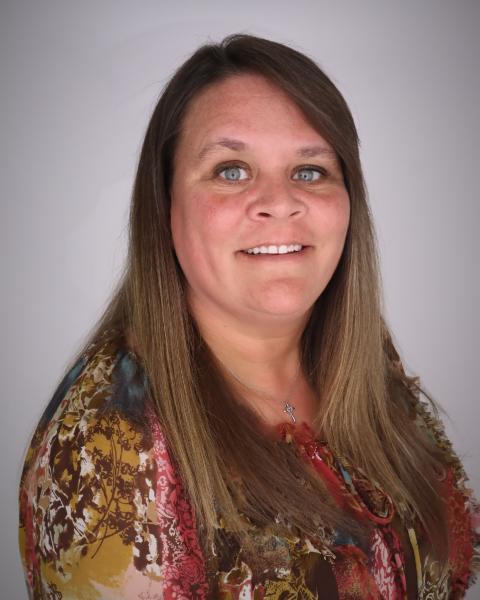 Headshot of April Butterworth