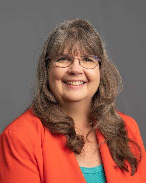 Headshot of Kathy White