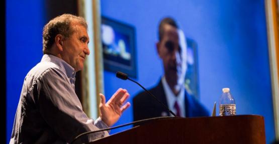 A professor presents on the past United States presidents at Ohio University