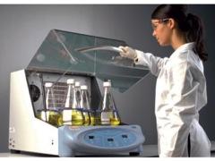 Incubated and Refrigerated Shaker