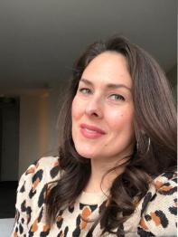 Liz Pahl headshot