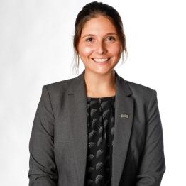 Taylor Vickers Headshot