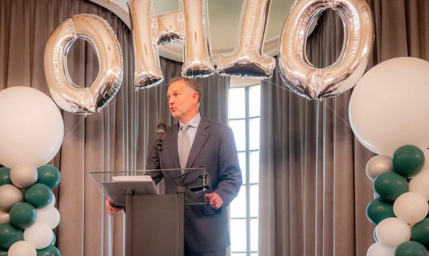 Jim Lynch speaks at the State Government Alumni Luncheon